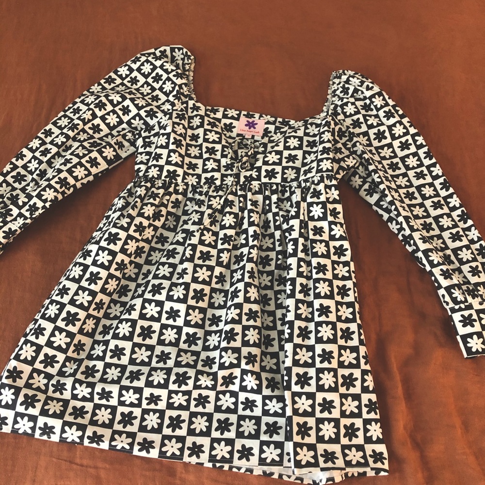 Lisa Says Gah flower dress